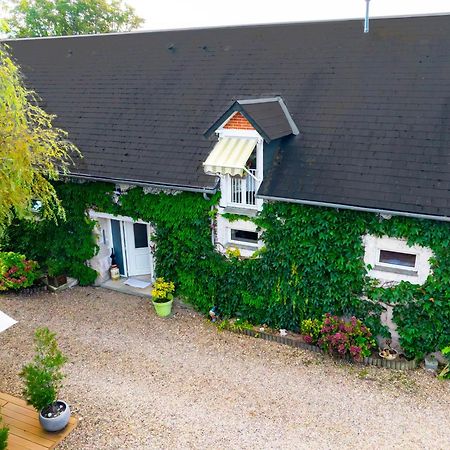 Bed and Breakfast Ferme de Marpalu à La Ferté-Saint-Cyr Extérieur photo